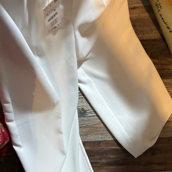 Zara Off-White Trousers - waist 17,Rise 10, inseam 32 - Picture 6 of 10